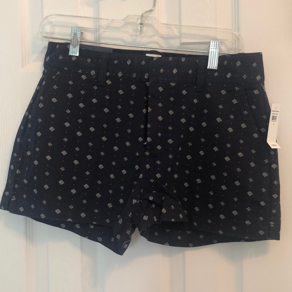Size 4 never worn navy with detail shorts